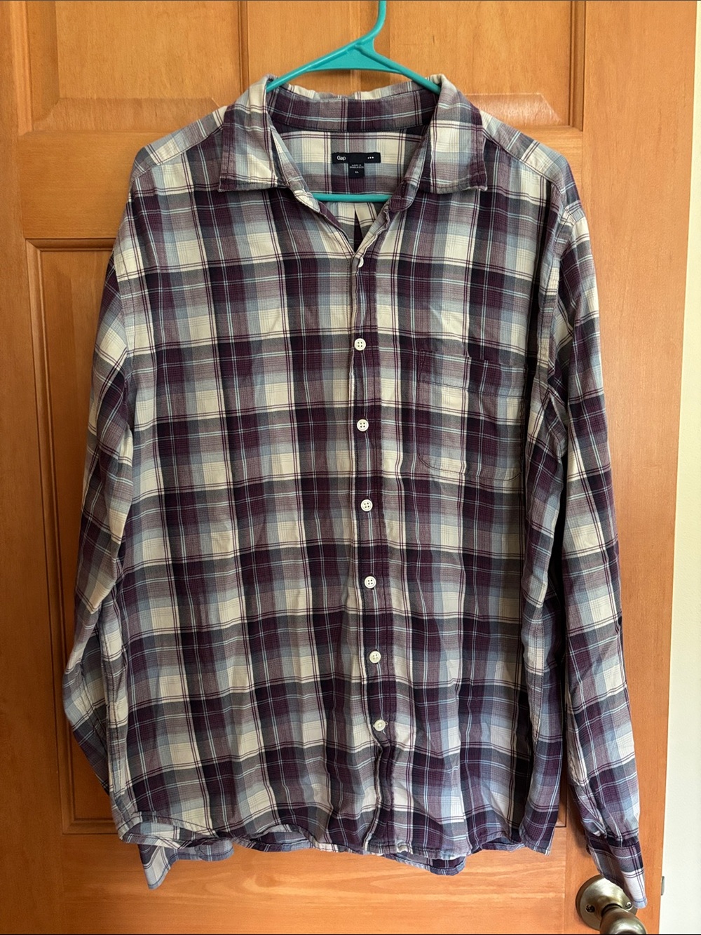GAP Plaid Button-Down Shirt in Purple and White